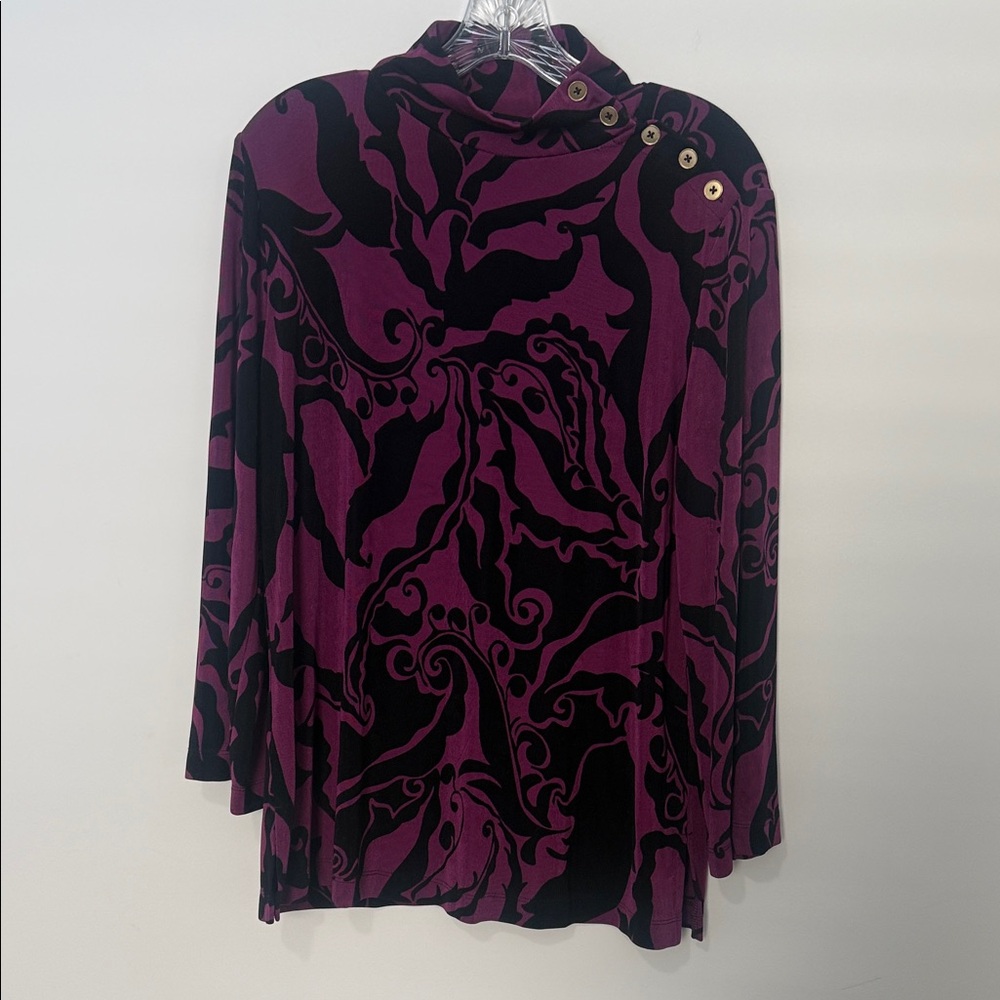 Chicos Travelers Mock Neck Tunic, size 2 (US size 12)